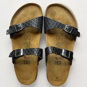 Birki’s Quilted Pattern Double Strap Sandals #5713